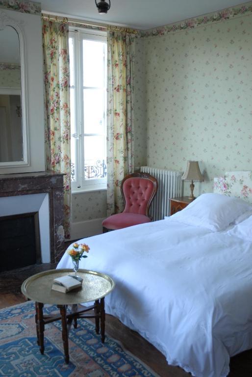 Chambres d'Hotes Château de la Puisaye Verneuil d'Avre et d'Iton Exterior foto